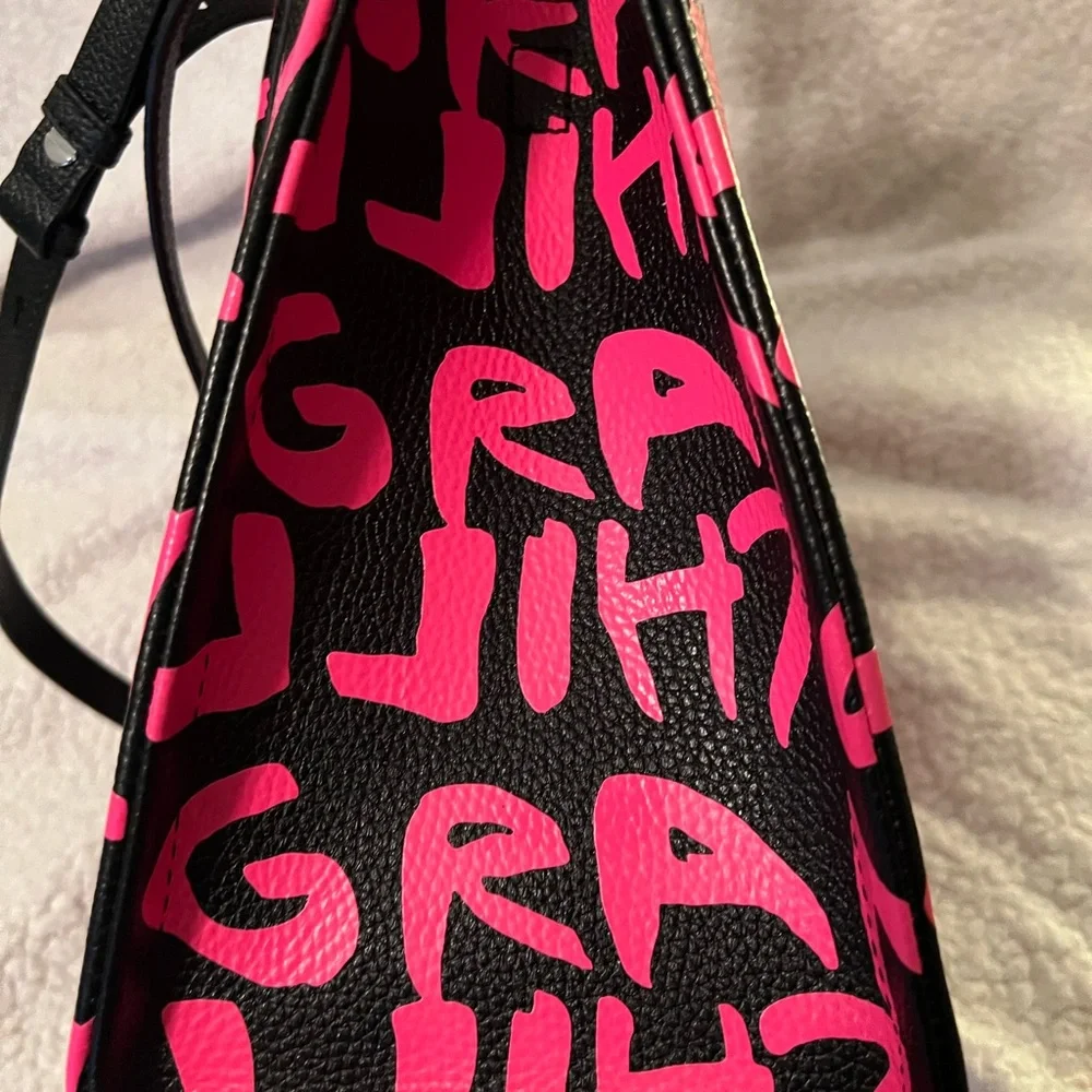 Marc Jacobs Black and Pink Tote Bag - Picture 4 of 8